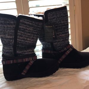 BearPaw New! Maggie Brown Suede With Charcoal Marled Knit Upper Boots
